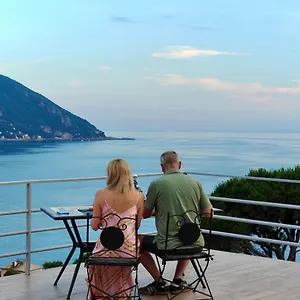 https://counting-stars.hotelitalianriviera.com