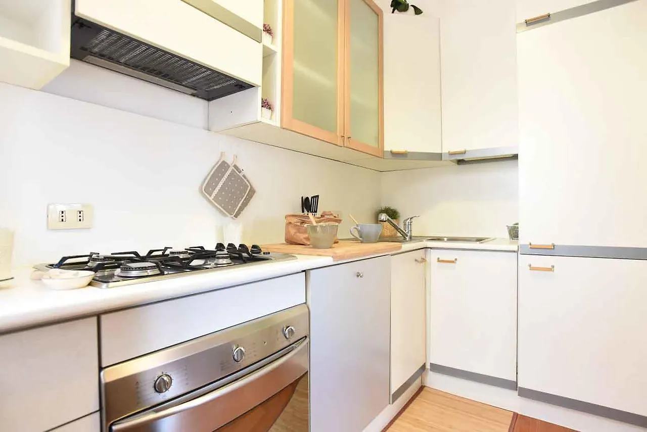 Apartment Romantic Flat Near Metro Flaminio