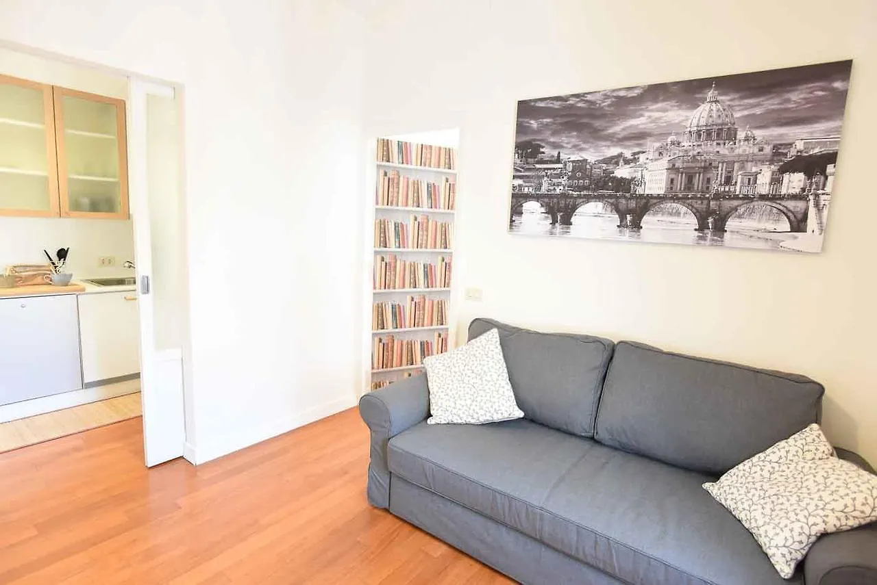 Romantic Flat Near Metro Flaminio 0*, Rome Italy